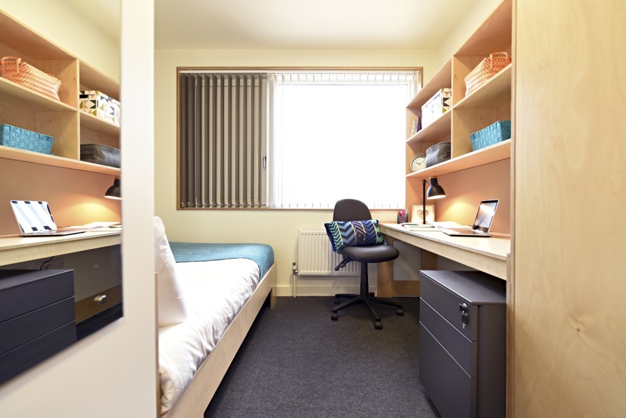 Surrey House New Ensuite room