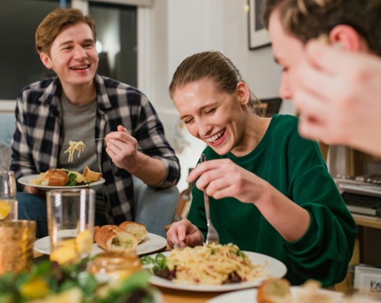 advice for living with roommates how to make your apartment a happy shared space