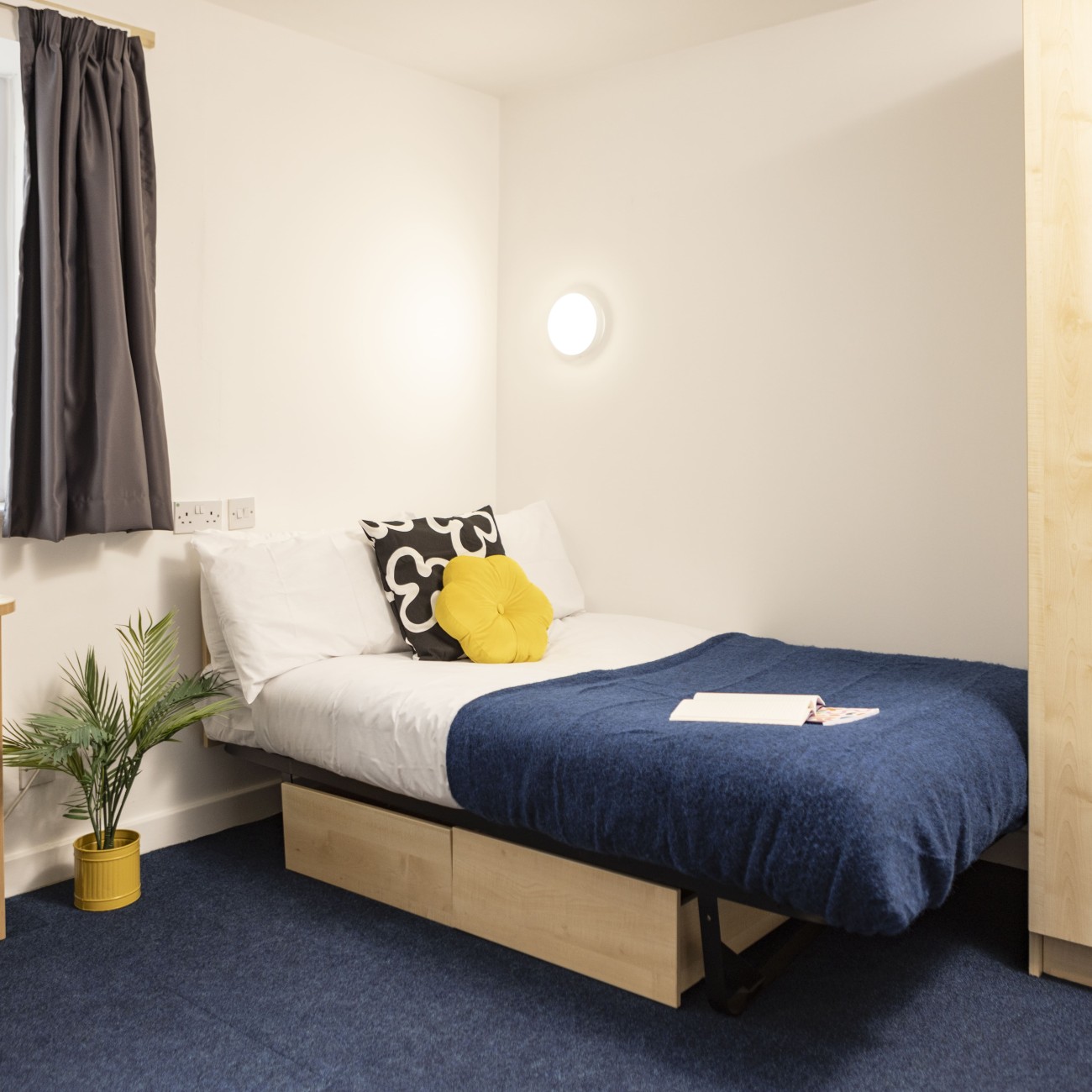 Gold Room 2
