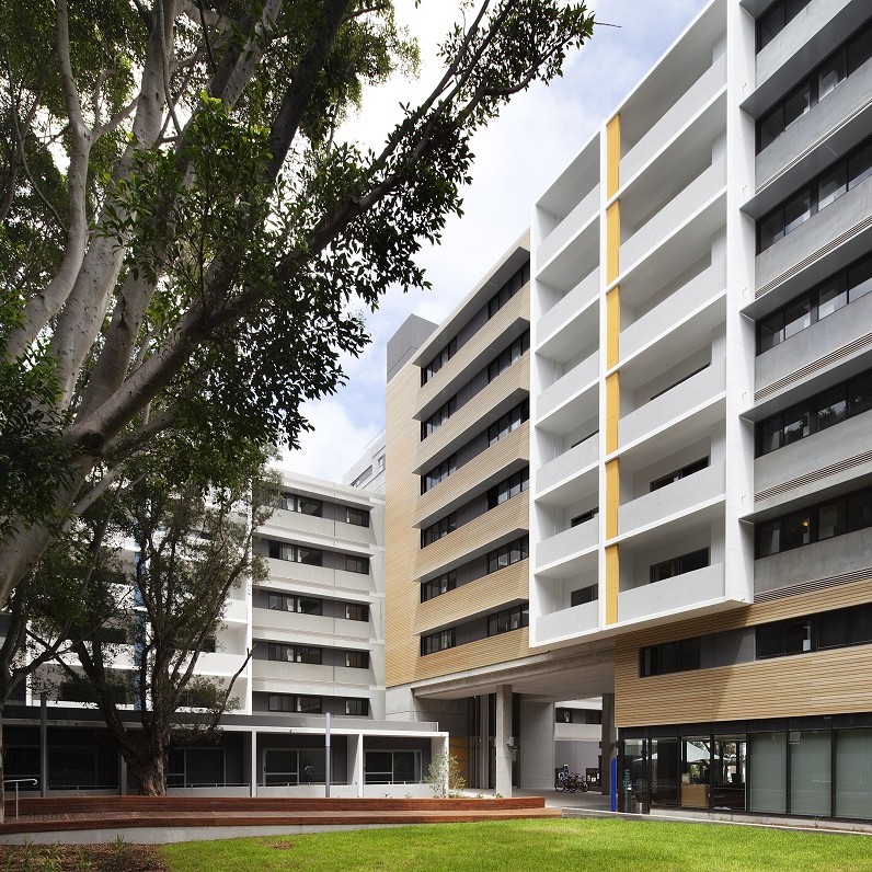 UNSW Exterior 6