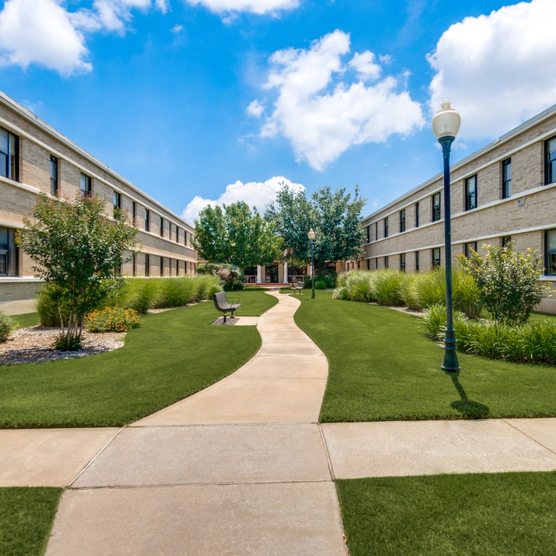 hunt and martin halls mcmurry university